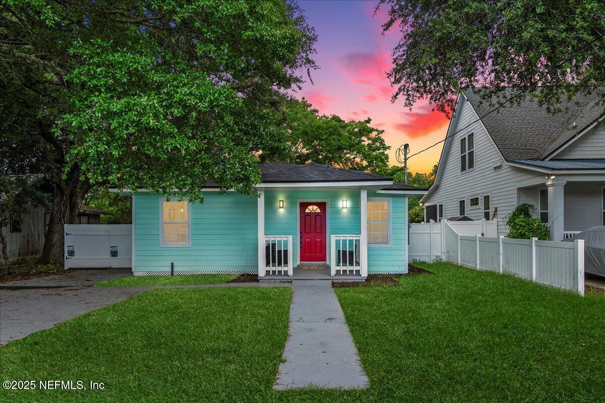 619 S 10th Street  Fernandina Beach FL 32034 photo