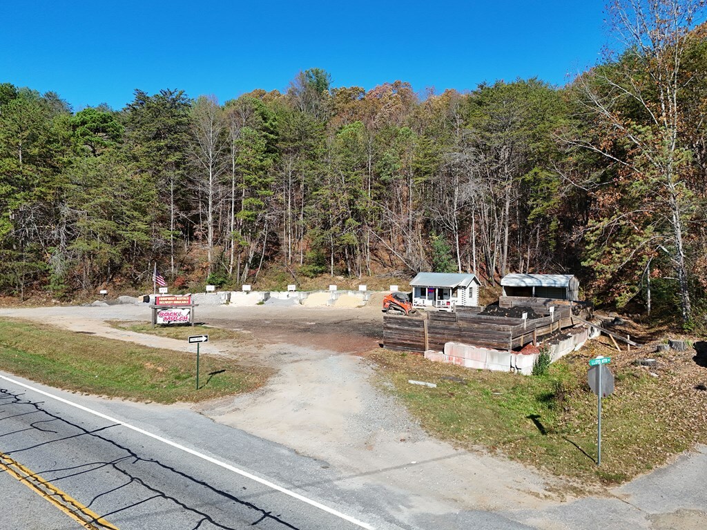 Property Photo: 900 S Main Street GA 30546