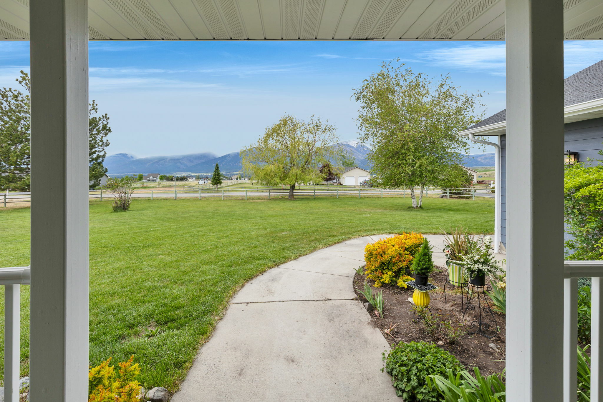 Property Photo: 5634 Fairview Lane MT 59833