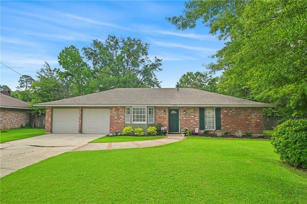 Property Photo: 1532 Broadmoor Drive LA 70458