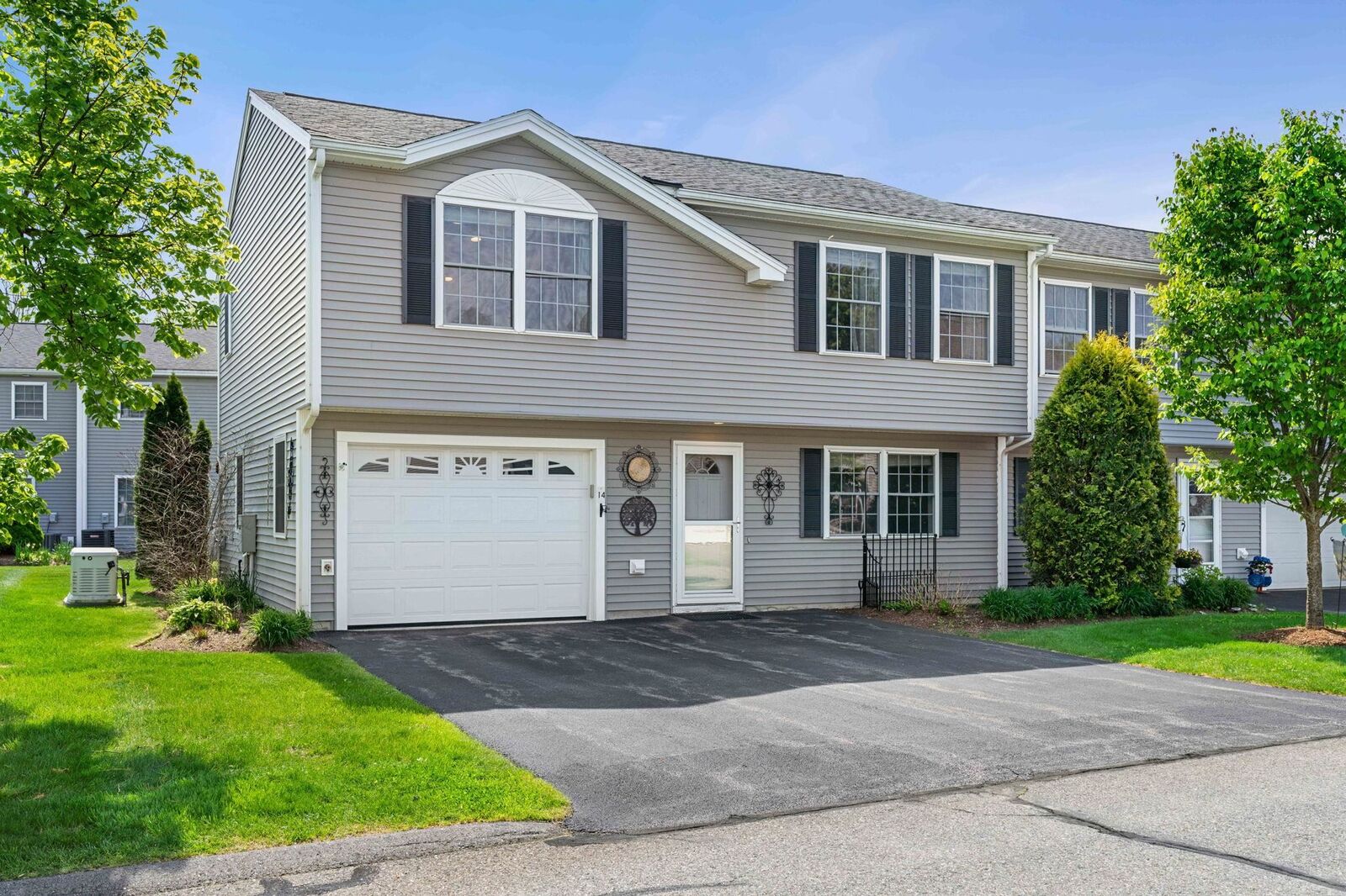 Property Photo:  14 Red Sox Lane  NH 03077 