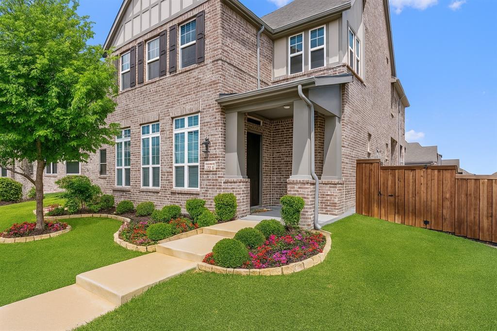 Property Photo: 17120 Lacebark Lane TX 75252