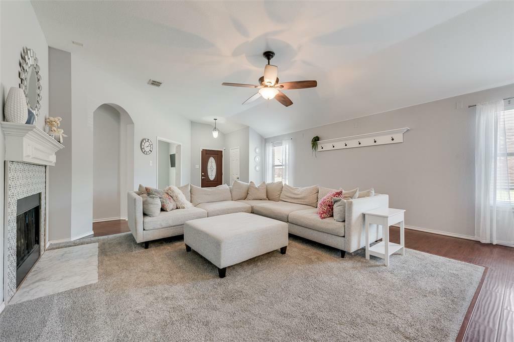 Property Photo: 1101 Mount Olive Lane TX 75126