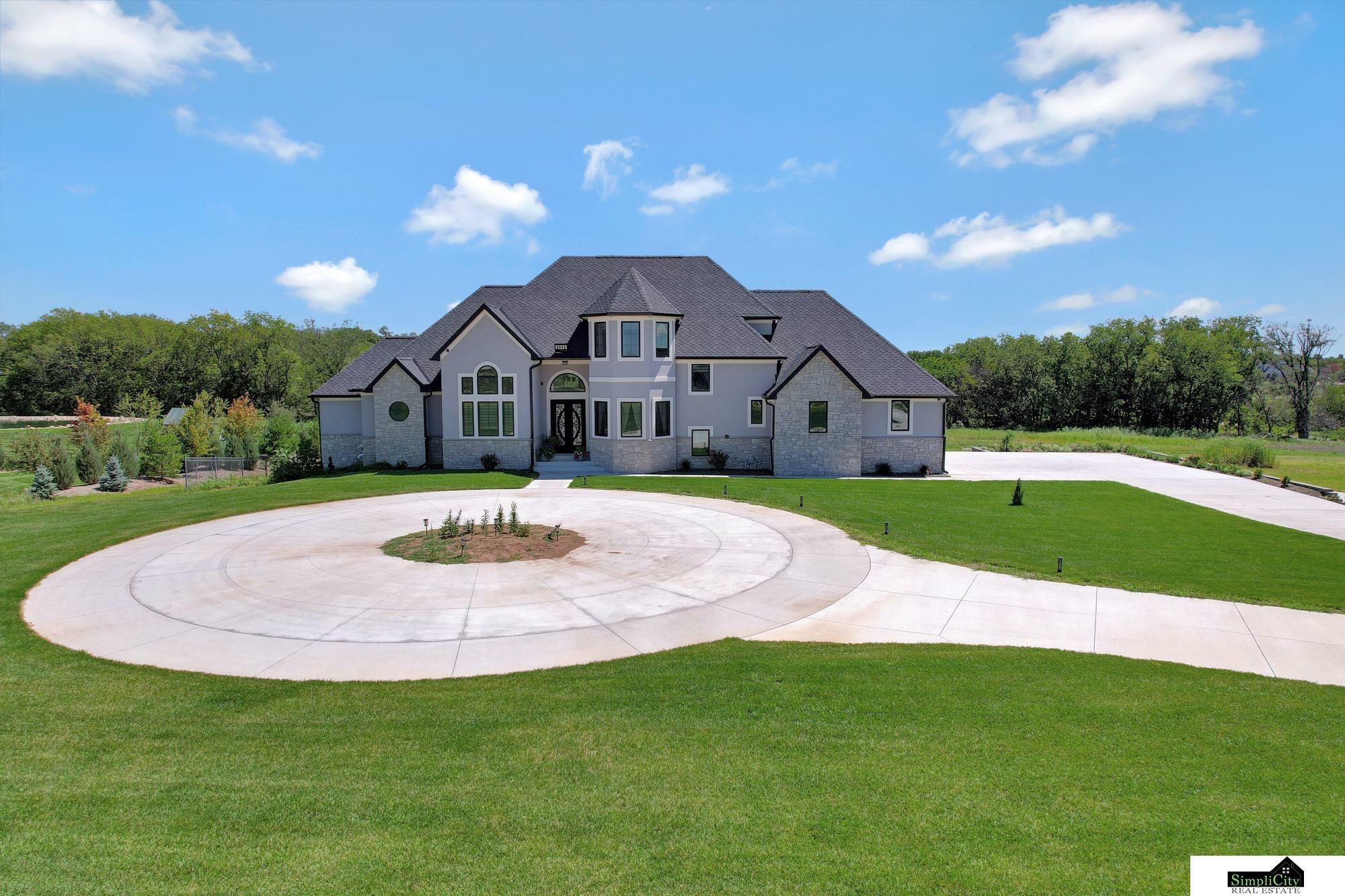 Property Photo: 17380 S 77 Point NE 68372