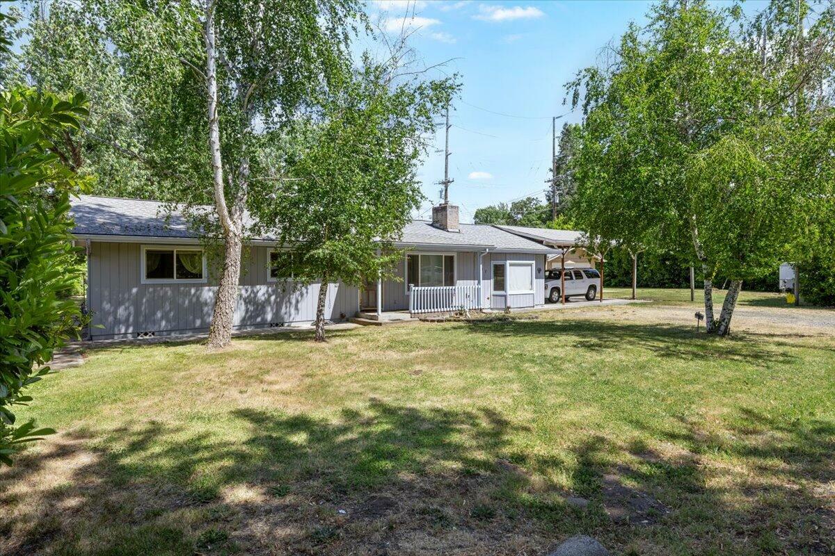 111 Glen Drive  Grants Pass OR 97526 photo