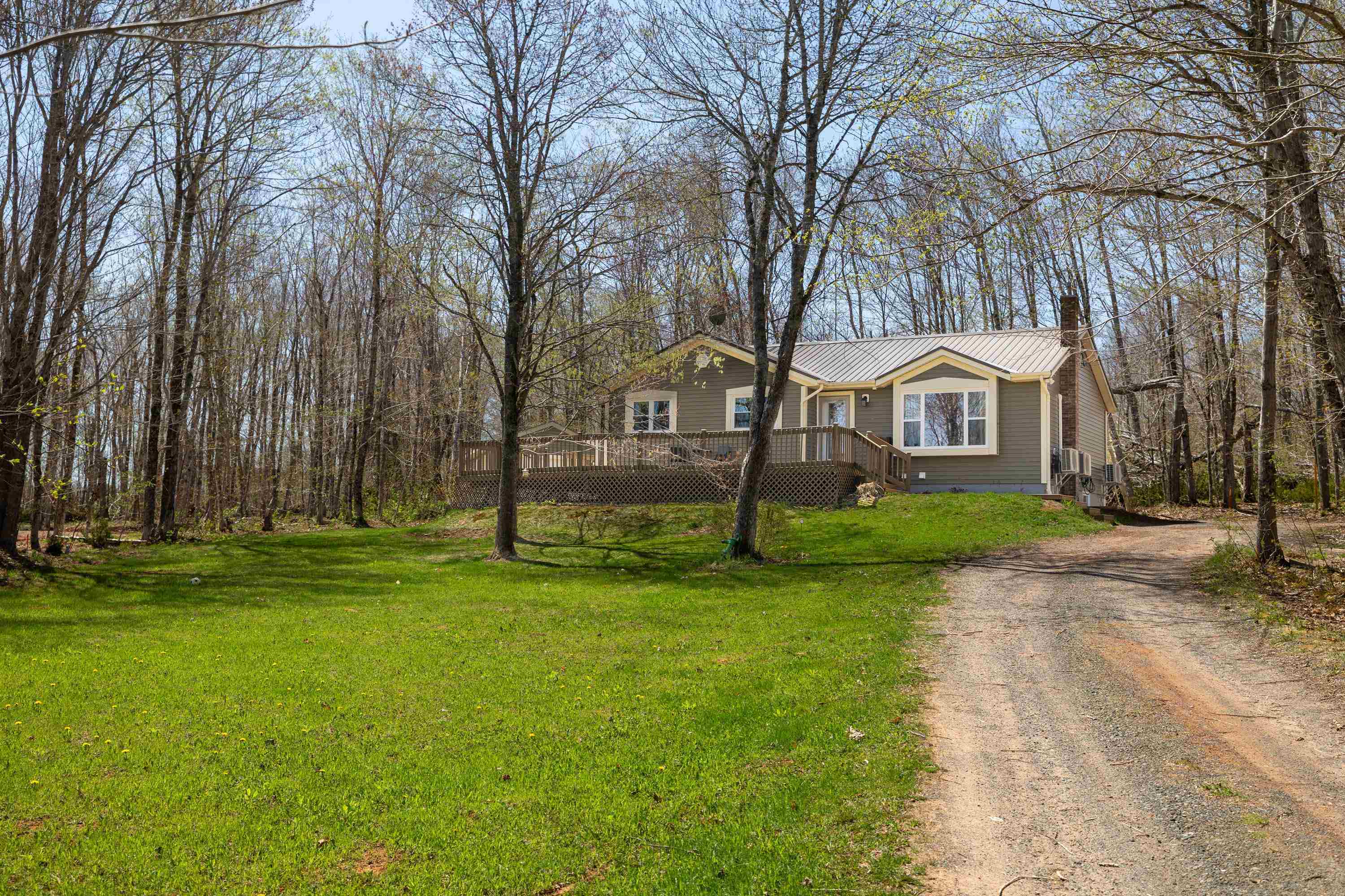 Property Photo: 1683 Kingston Road PE C0A 1H3