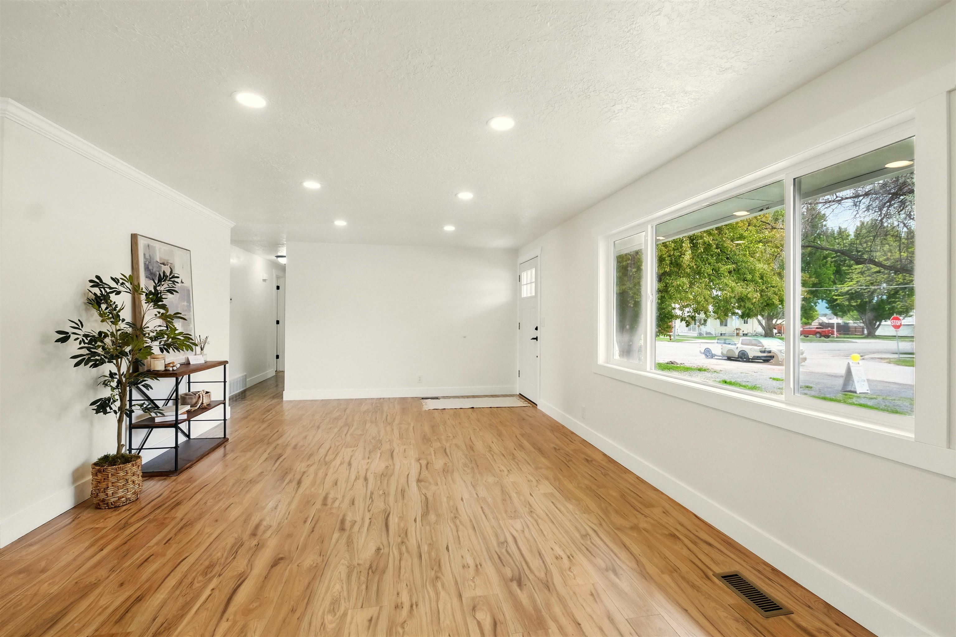 Property Photo: 210 W 1st St ID 83263