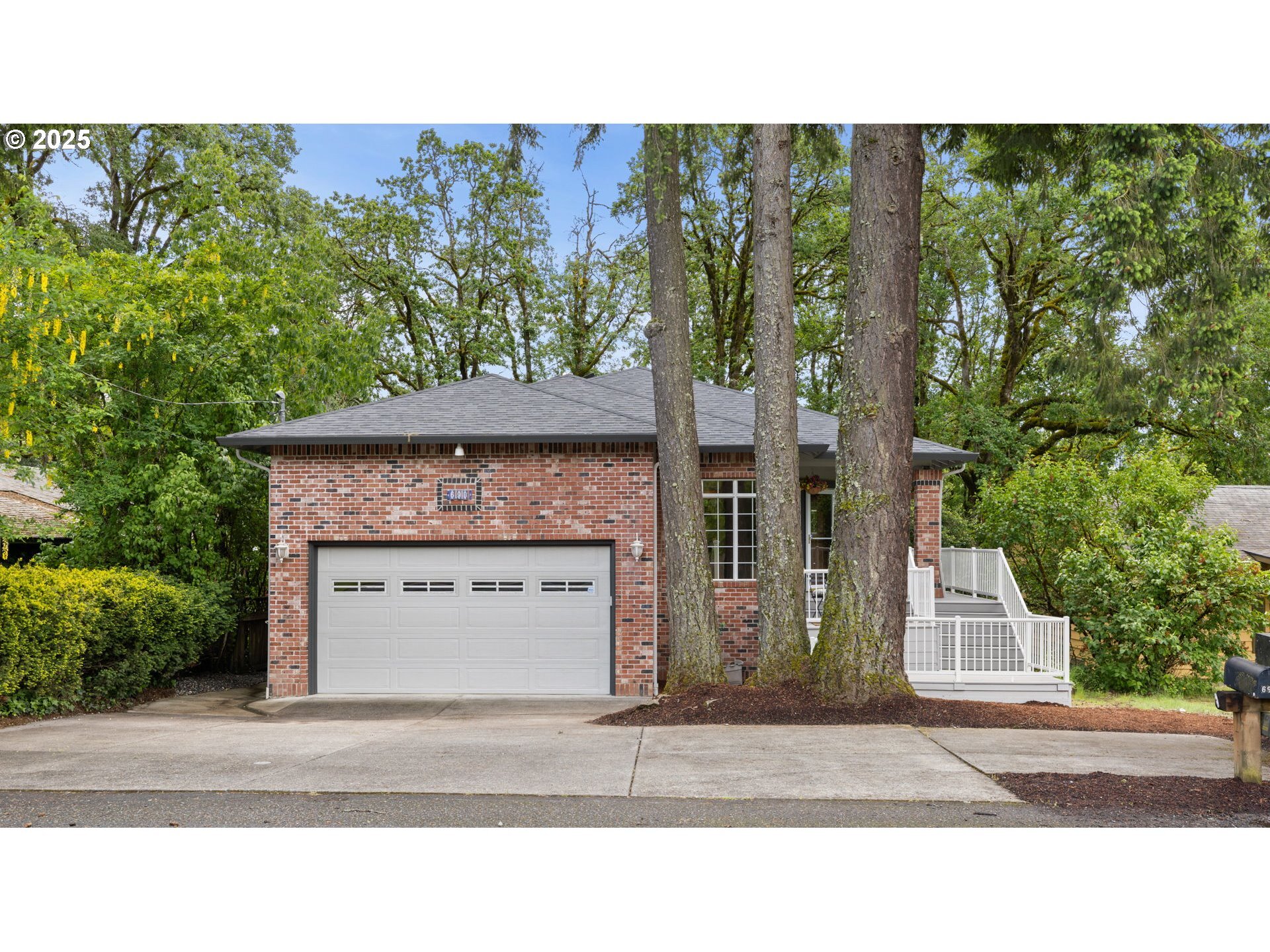 690 N Shepherd Rd  Washougal WA 98671 photo