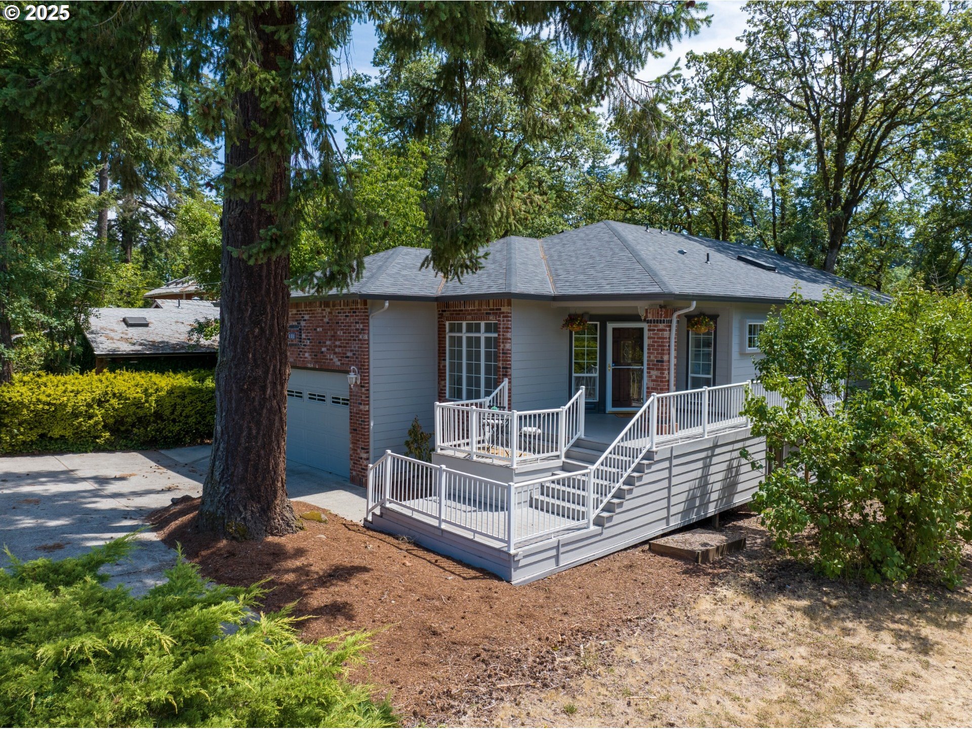 690 N Shepherd Rd  Washougal WA 98671 photo