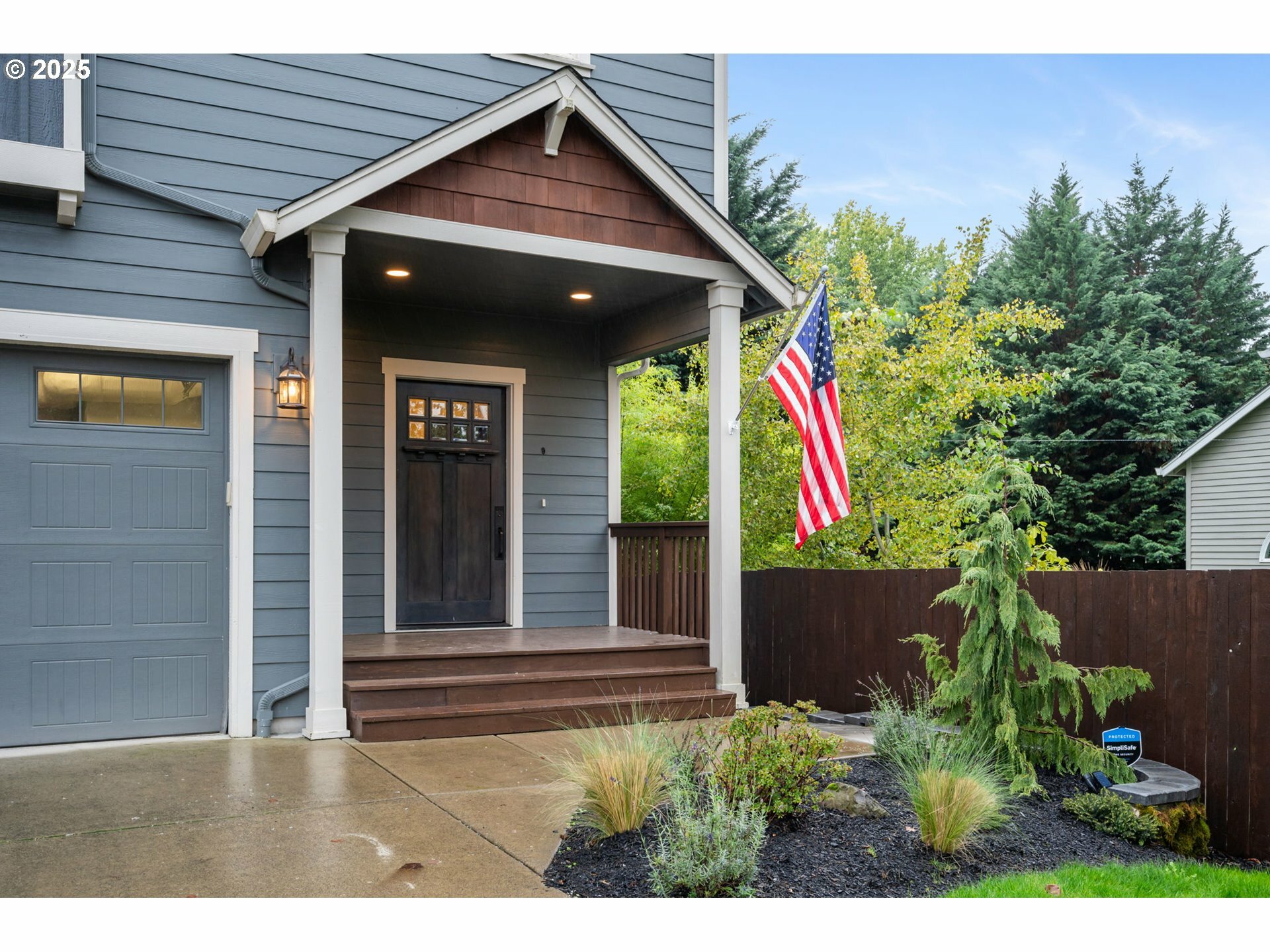 Property Photo:  12012 NW 39th Ct  WA 98685 