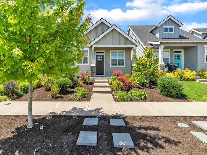 3637 NE McDonald Ln  McMinnville OR 97128 photo