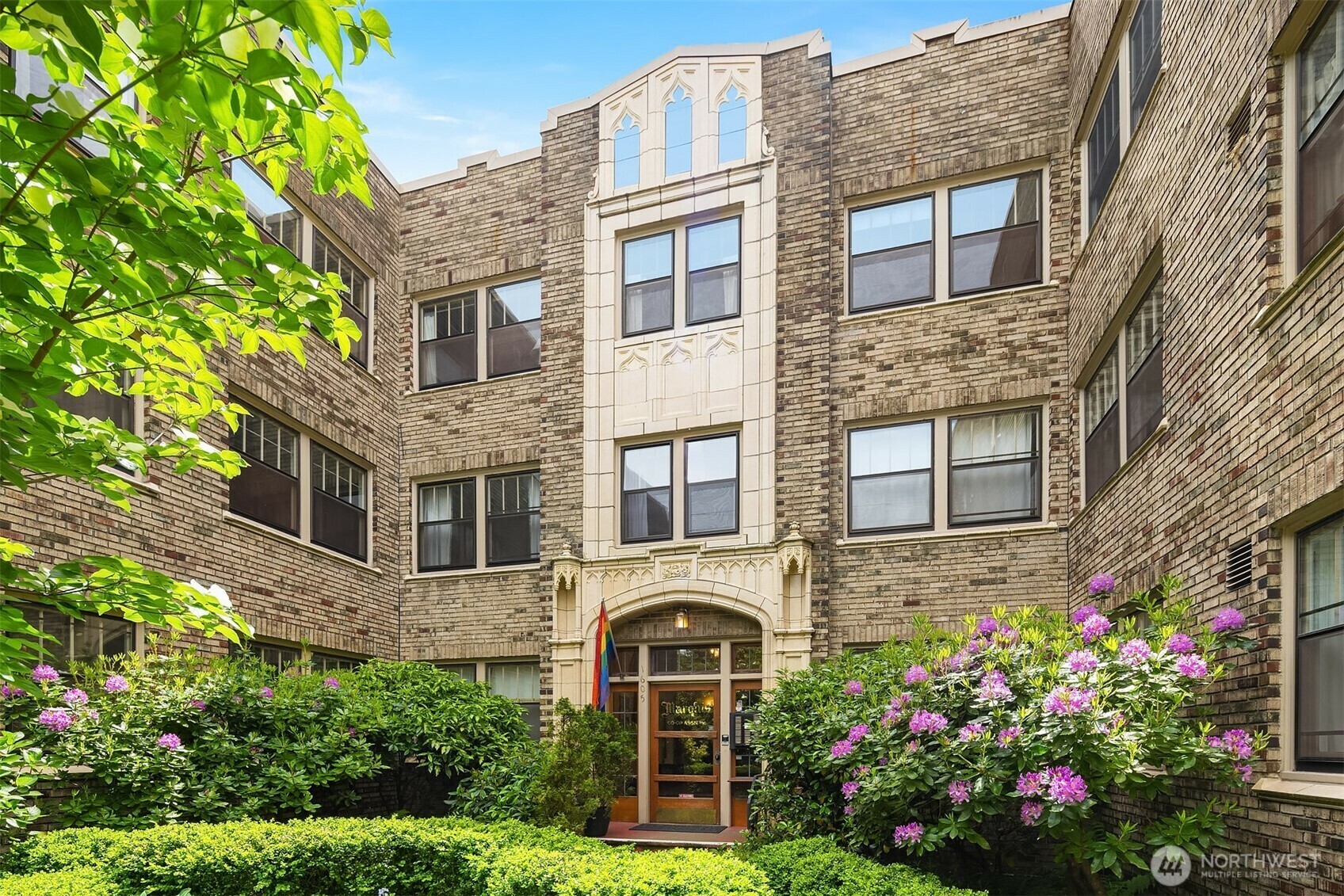 Property Photo:  1605 E Olive Street 111  WA 98122 