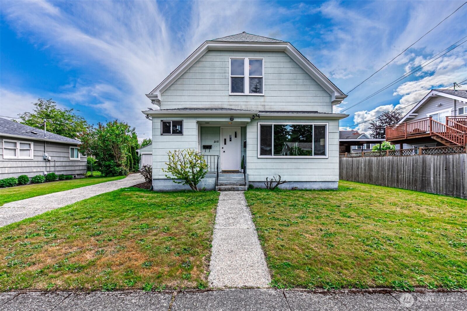 Property Photo:  915 S Madison Street  WA 98405 