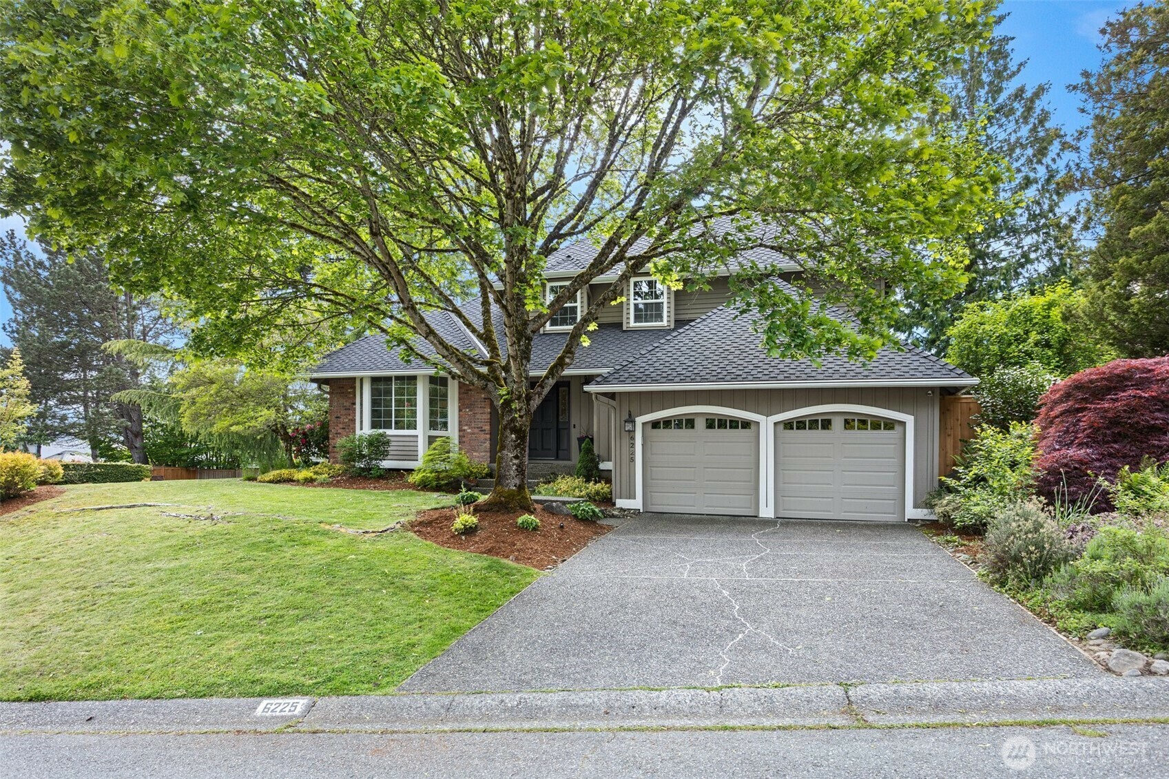 Property Photo: 6225 151st Avenue SE WA 98006