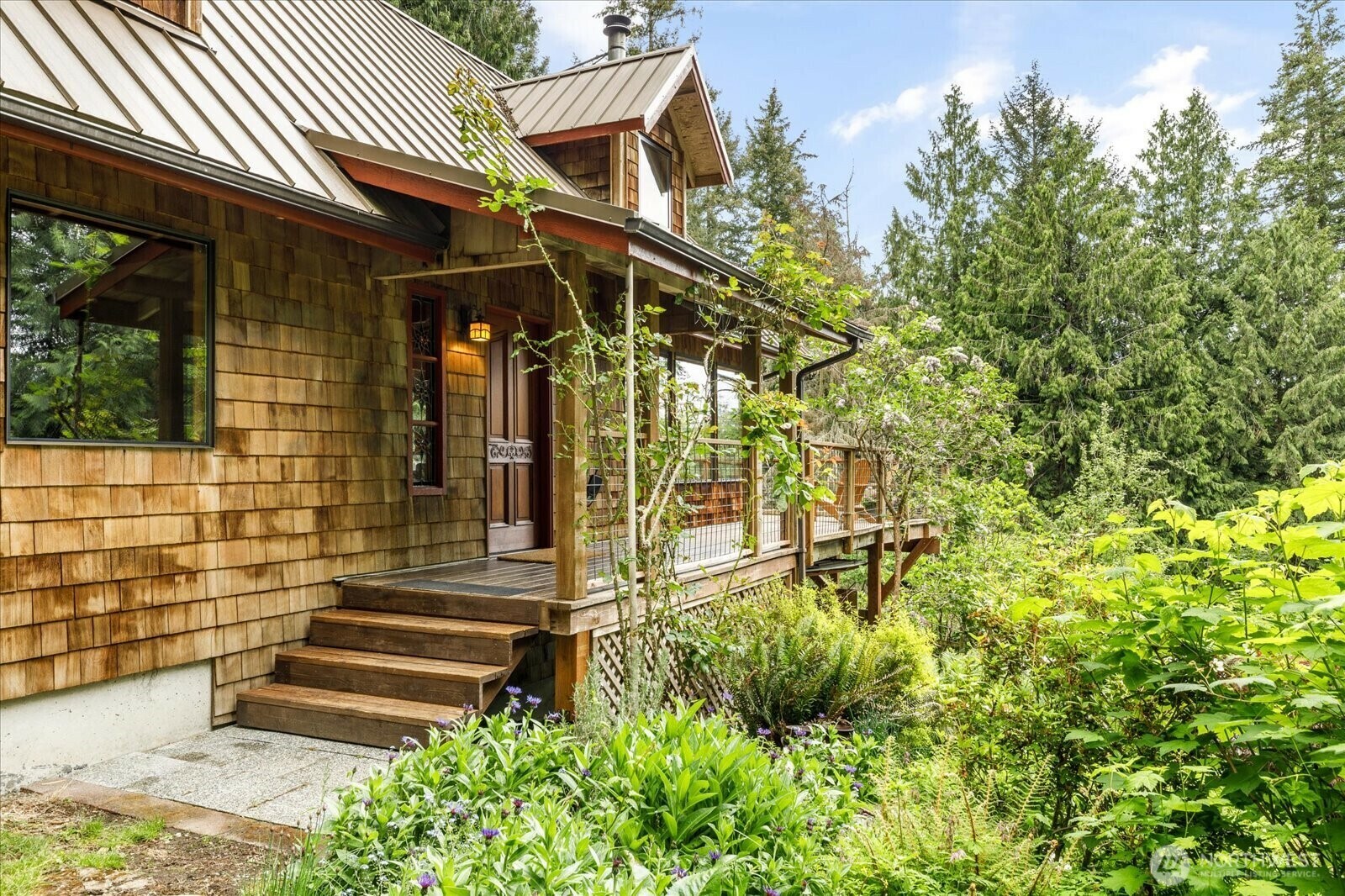 Property Photo: 5092 Ribbit Road WA 98260