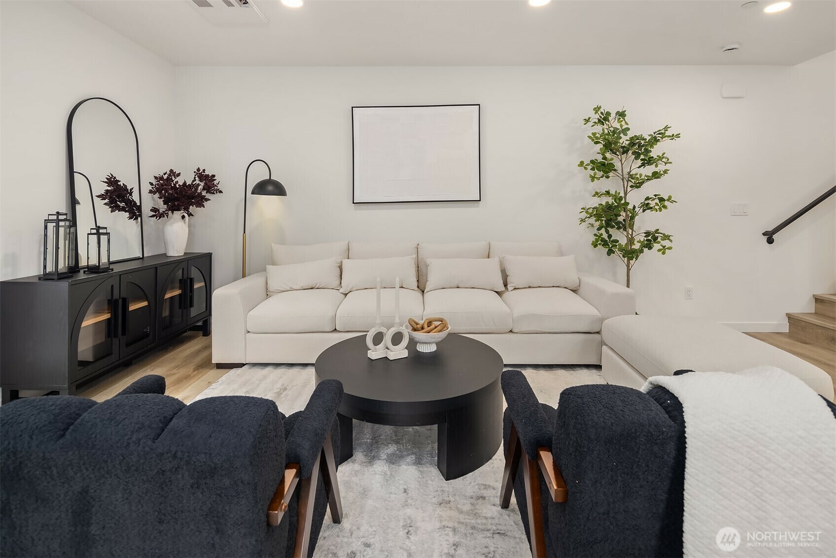 Property Photo: 322 NW 47th Street WA 98107