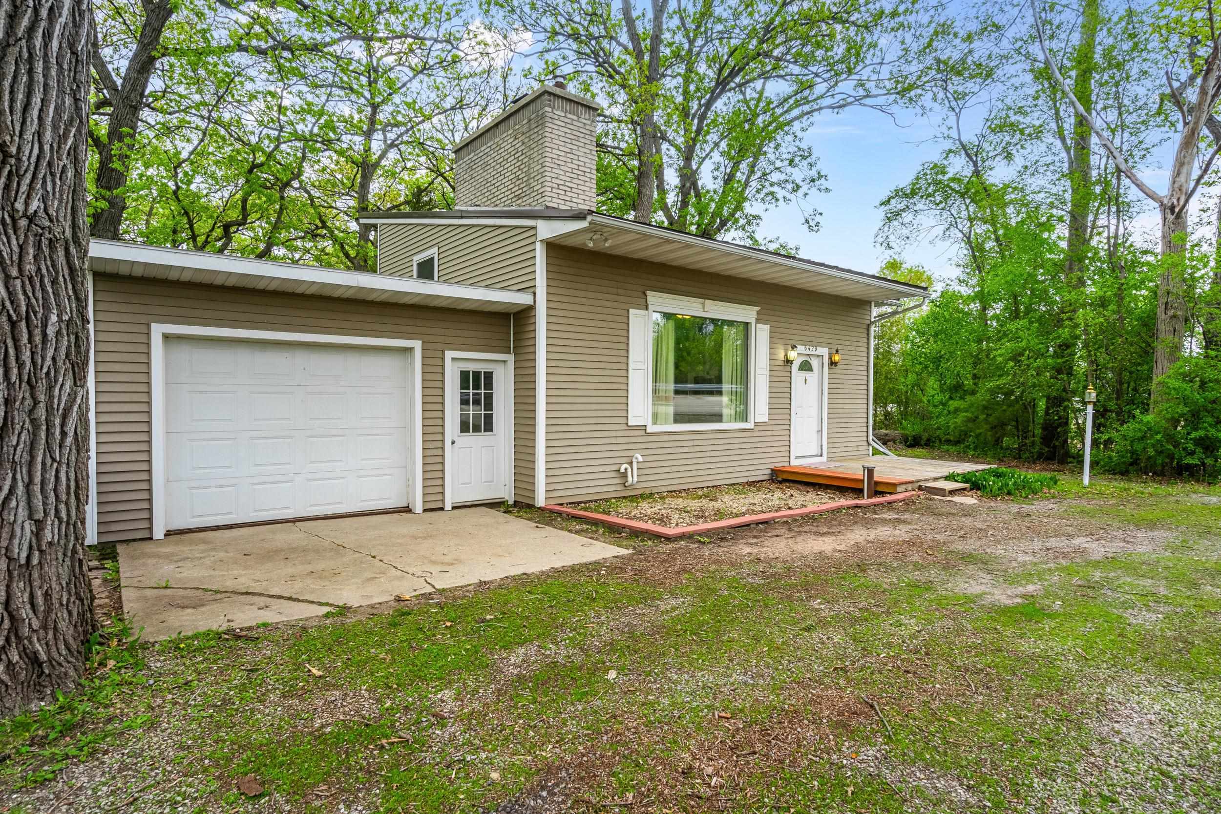 Property Photo: 6429 S US Highway 45 WI 54902