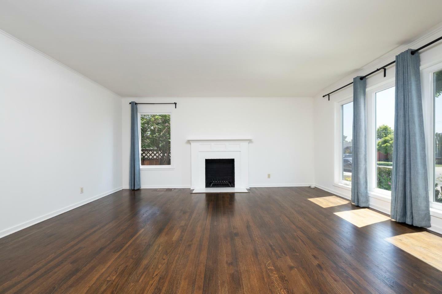 Property Photo: 609 Guildford Avenue CA 94402