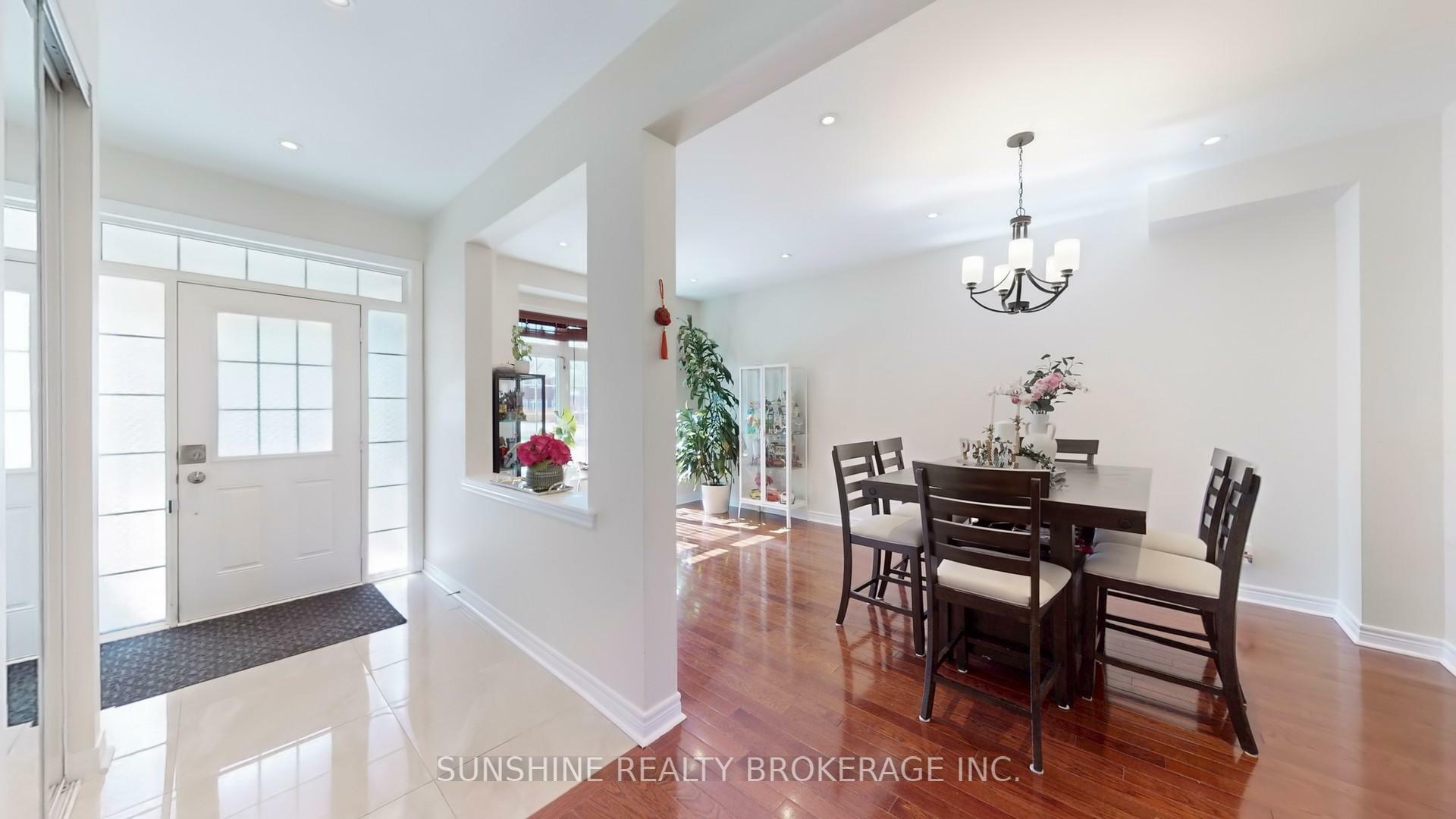 Property Photo: 29 Pyneside Street ON L6B 0R7