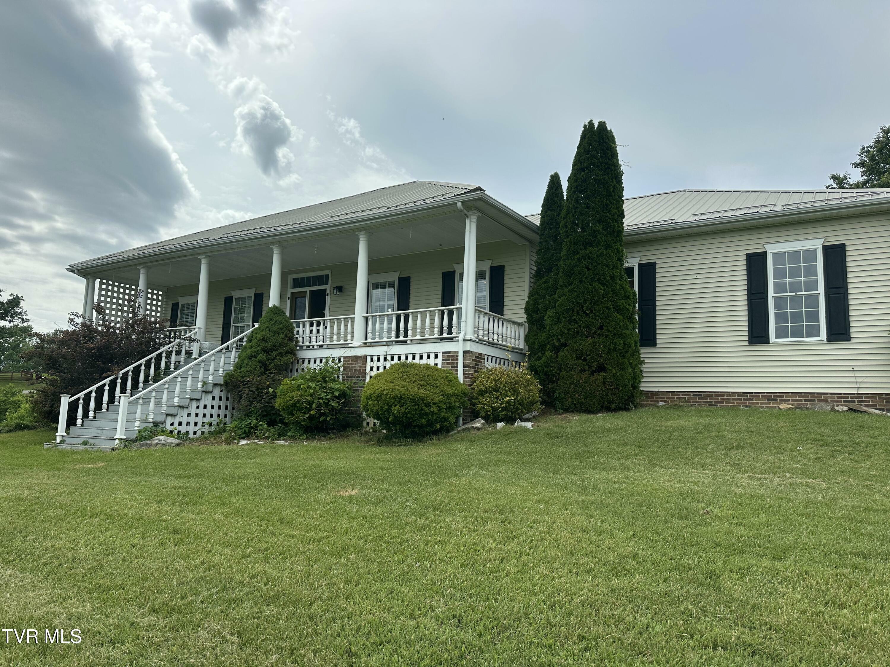Property Photo: 390 Springdale Drive TN 37620