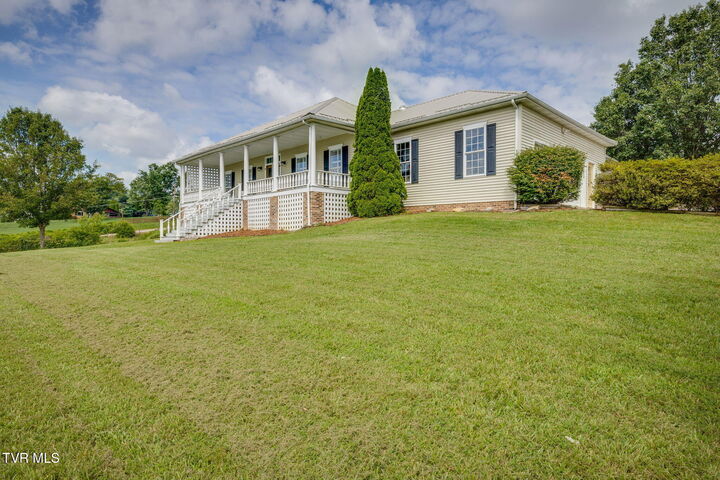 Property Photo:  390 Springdale Drive  TN 37620 