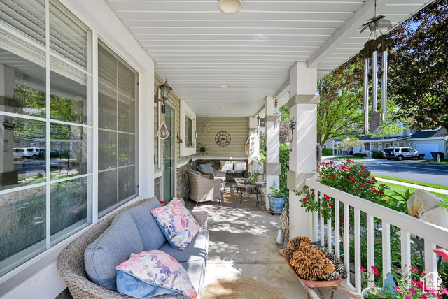 Property Photo: 1427 S Blossom Ln UT 84404