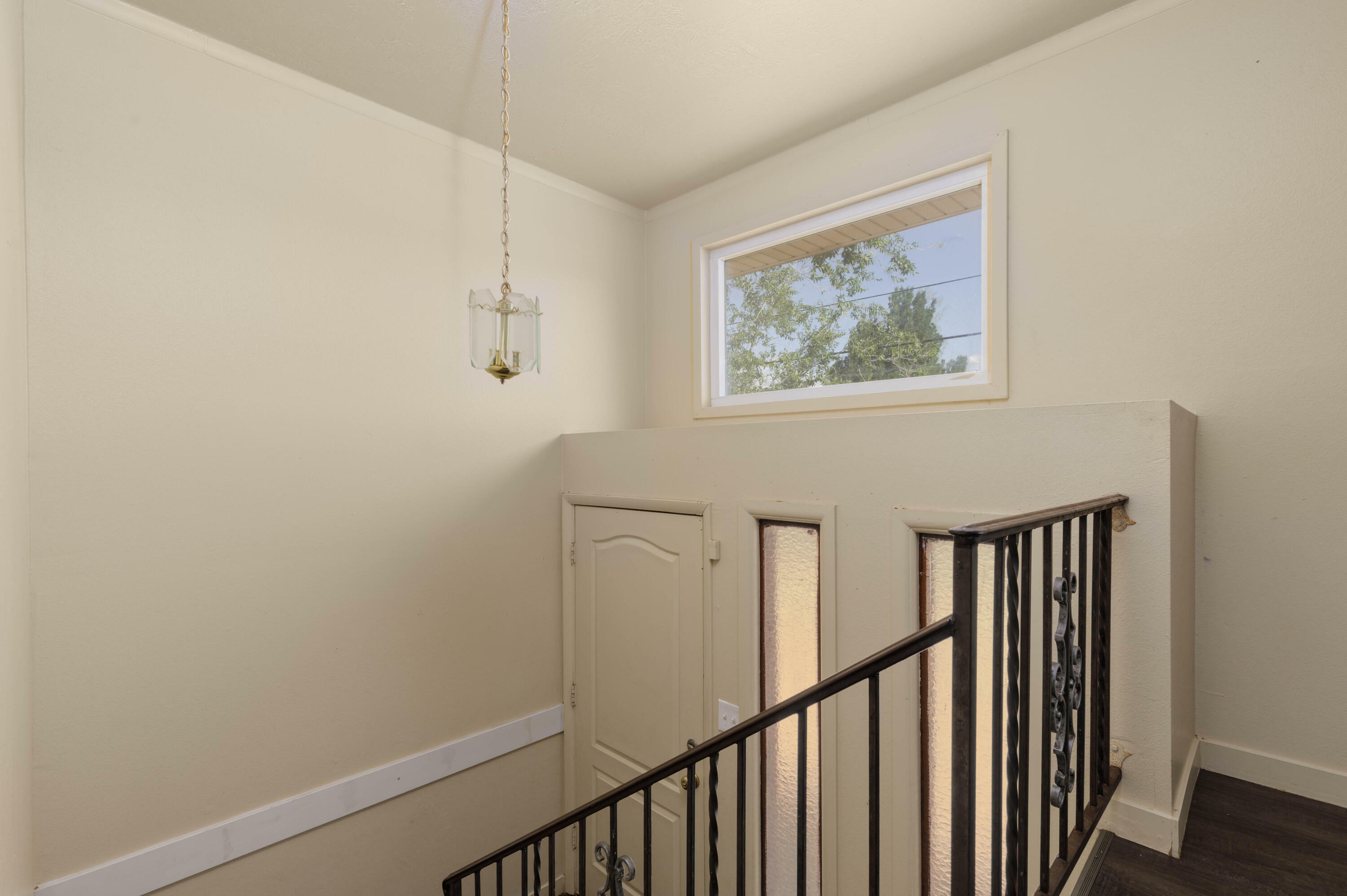 Property Photo: 577 W 400 S UT 84737