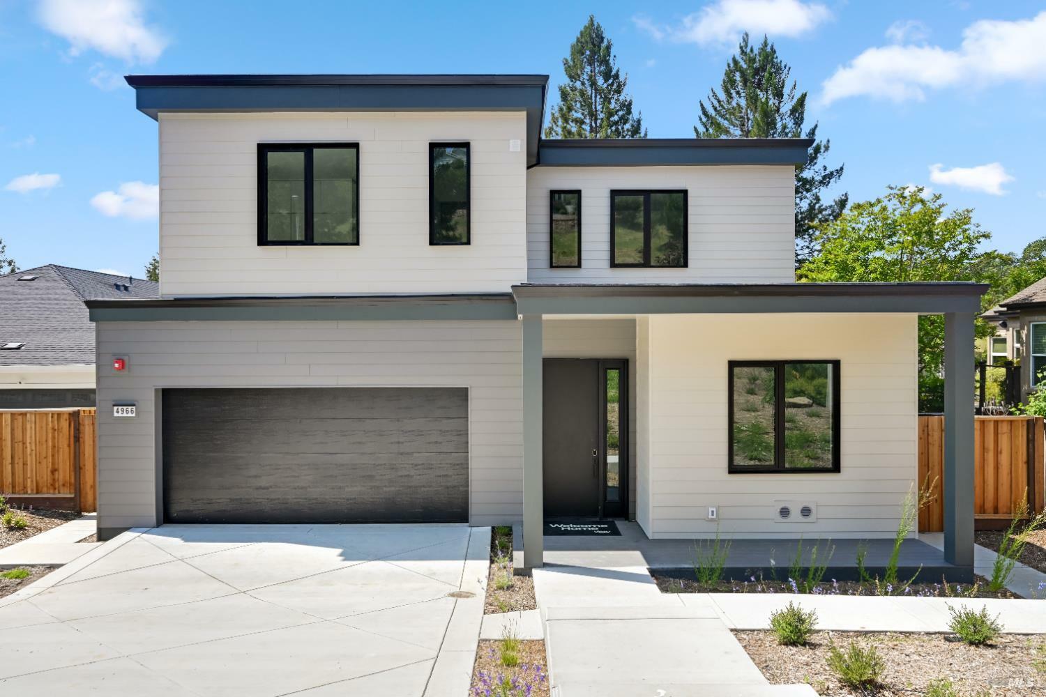 Property Photo: 4966 Lakepointe Circle CA 95403