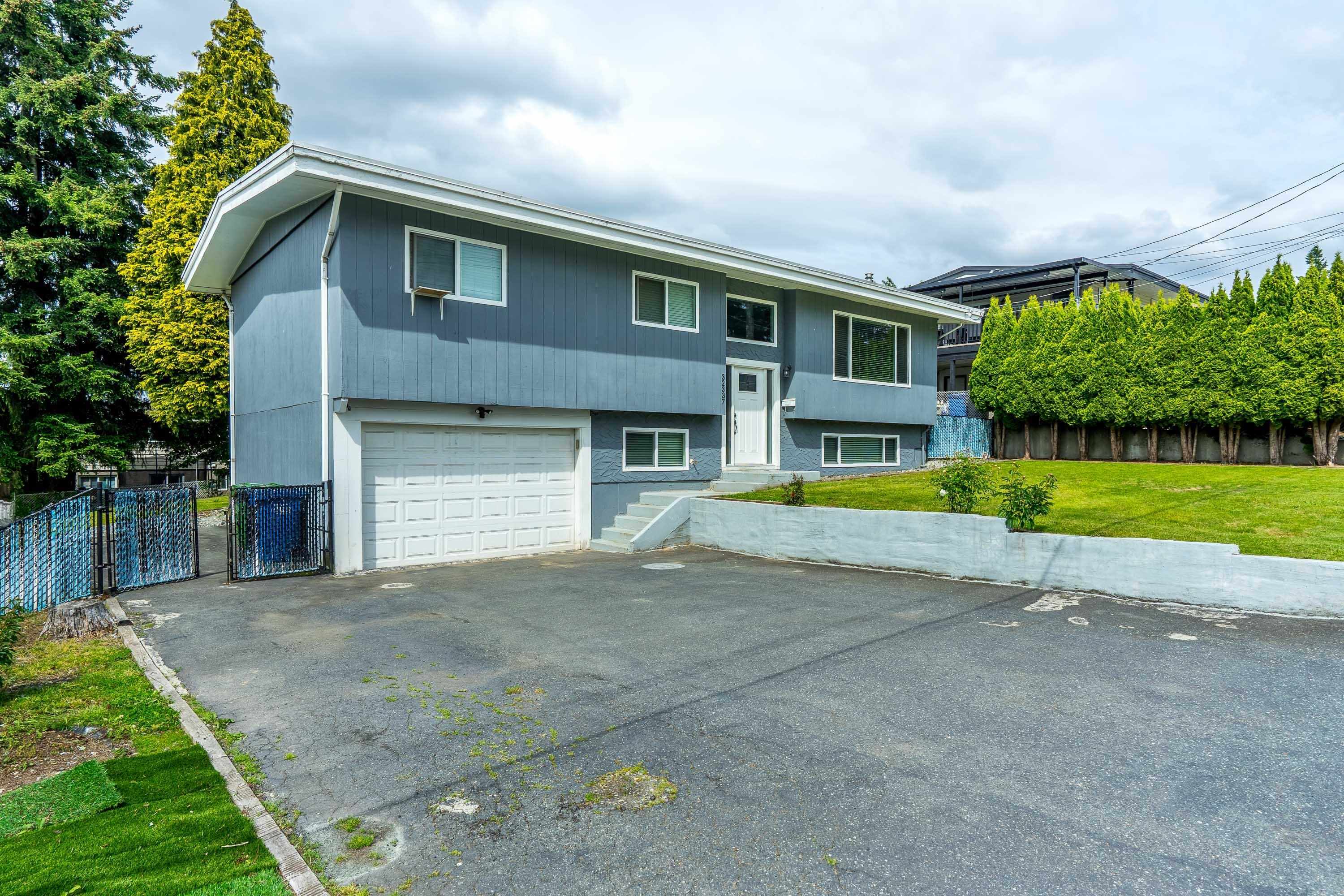 Property Photo: 32337 Dolphin Crescent BC V2T 1G1