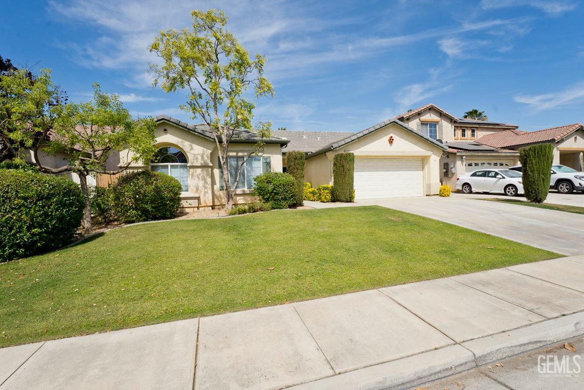 Property Photo: 6720 Alderbrook Lane CA 93312
