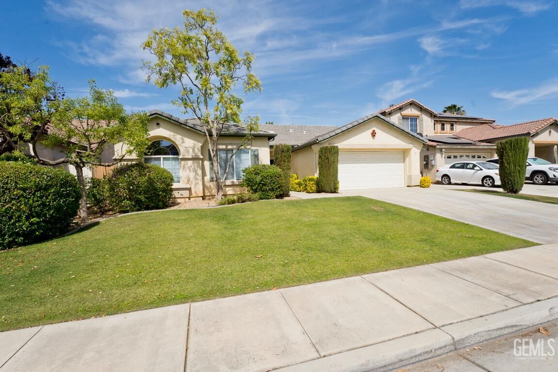 Property Photo: 6720 Alderbrook Lane CA 93312