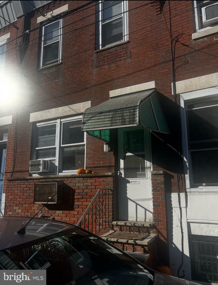2024 S Bouvier Street  Philadelphia PA 19145 photo