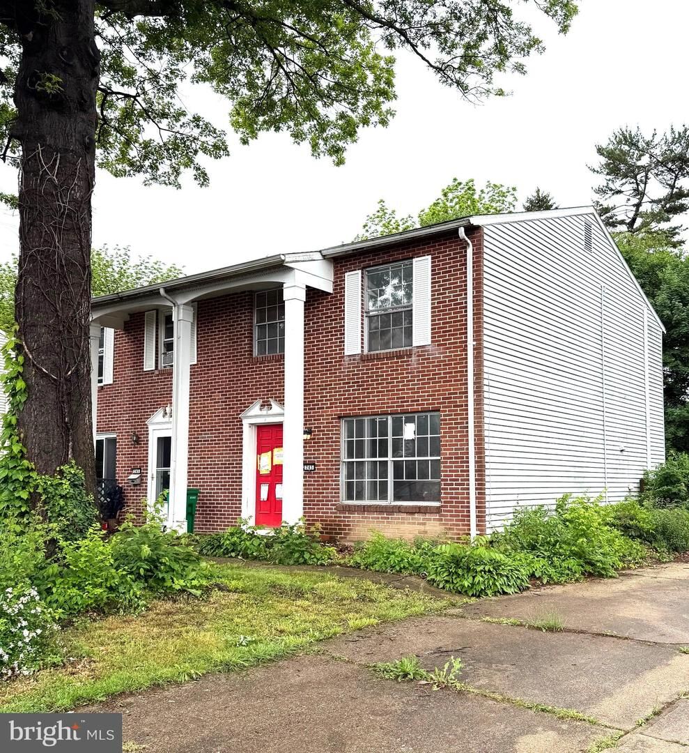Property Photo: 243 W Ridge Street PA 17013