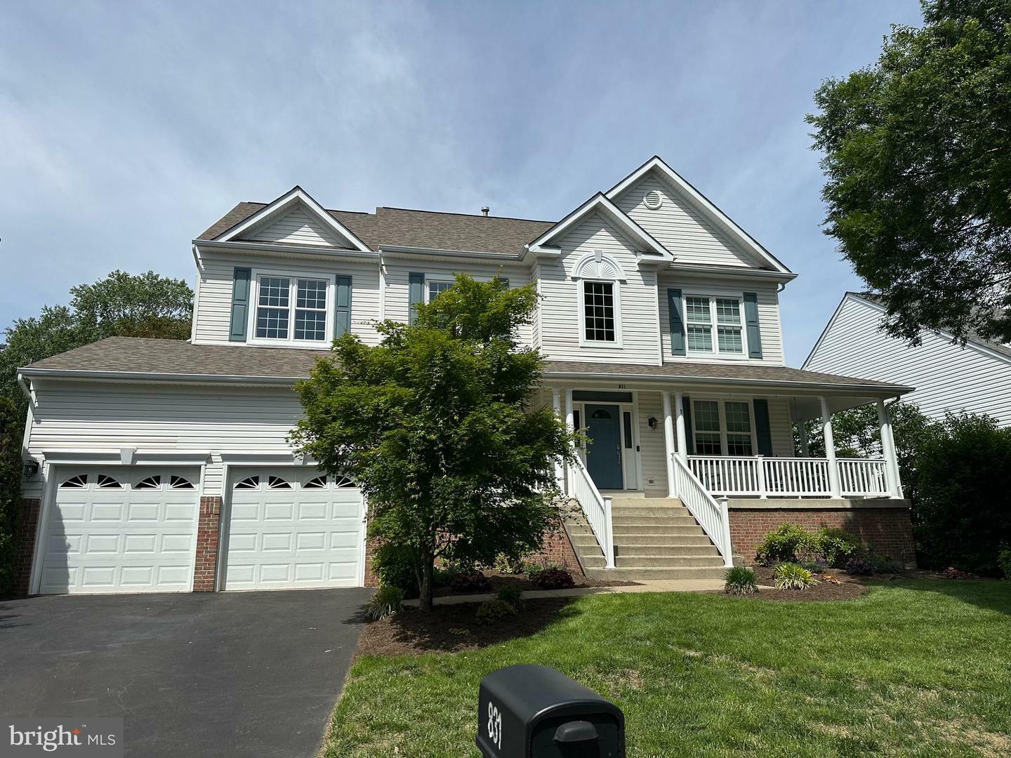 Property Photo: 831 Macalister Drive SE VA 20175