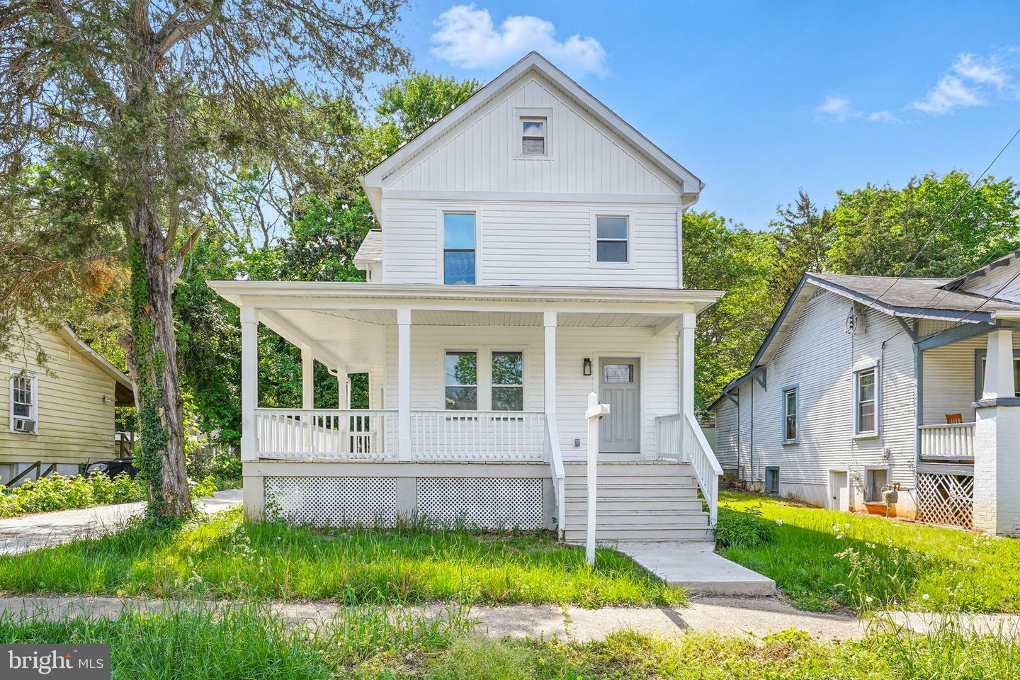 Property Photo: 4016 35th Street MD 20712