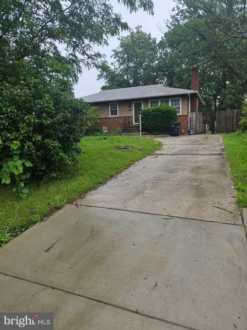 Property Photo: 9513 Underwood Street MD 20706