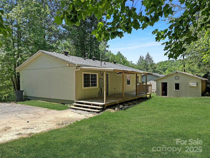 Property Photo: 488 John Swofford Road NC 28761