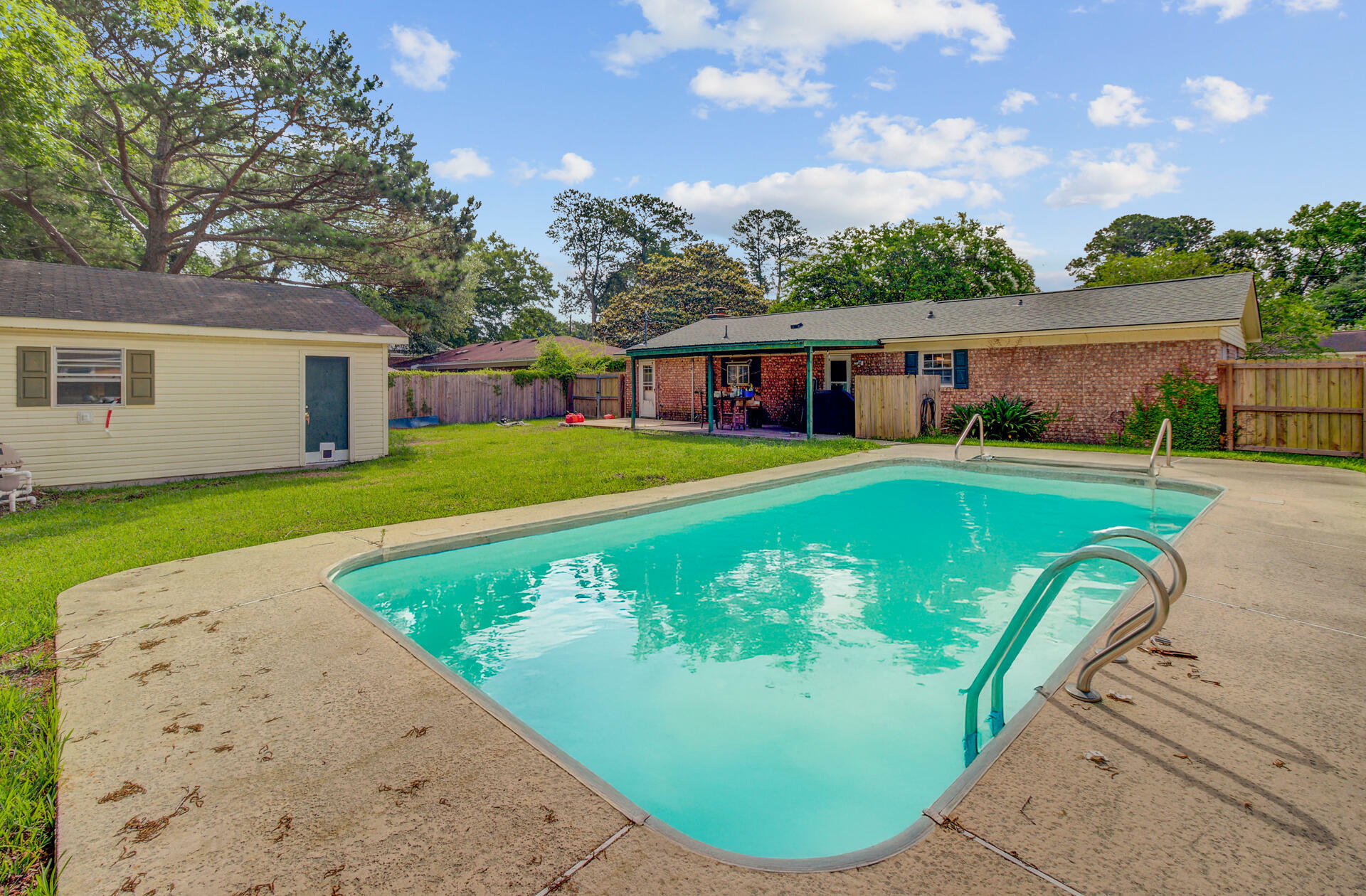 Property Photo: 114 Stewart Street SC 29445