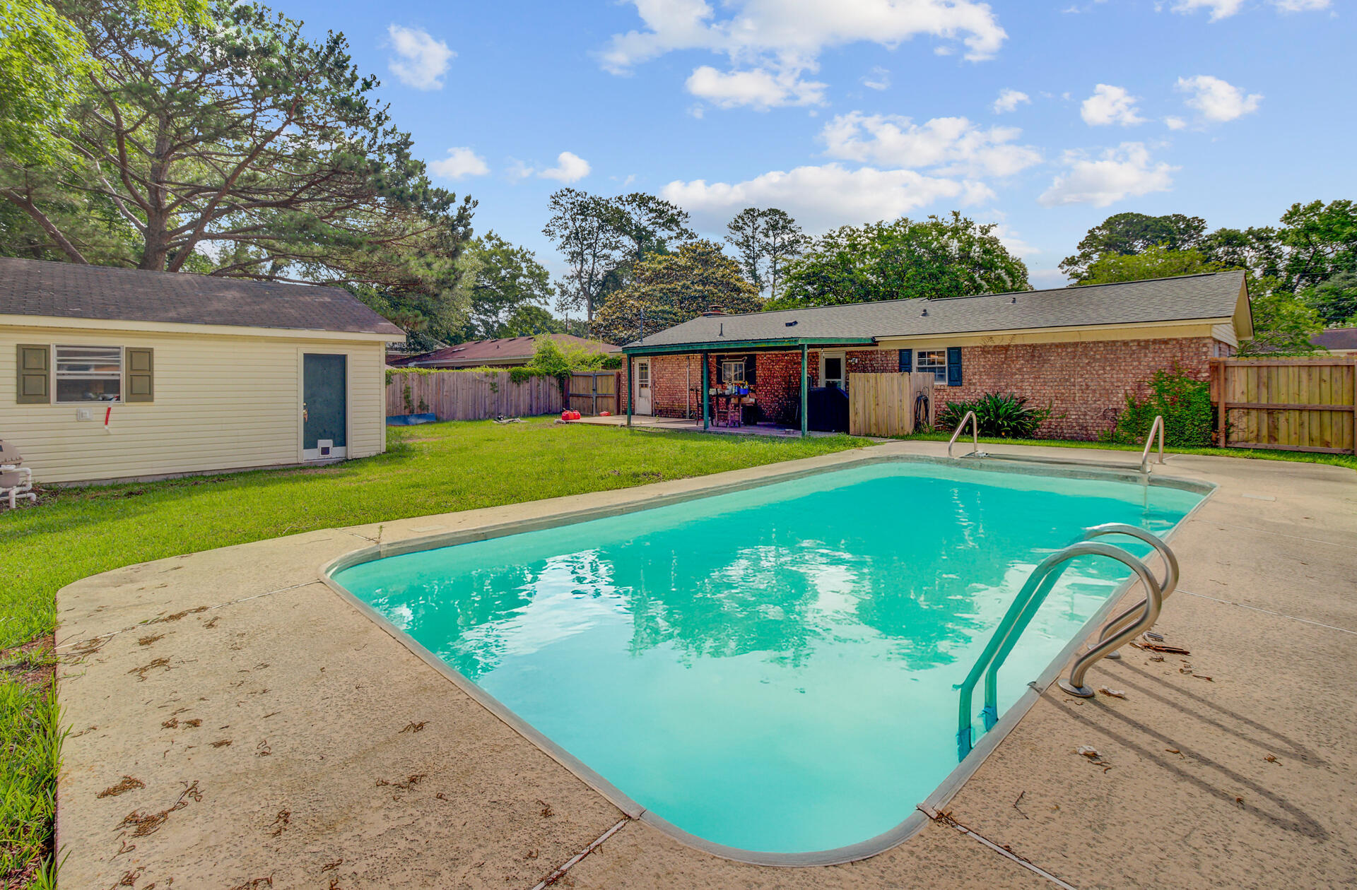 Property Photo: 114 Stewart Street SC 29445