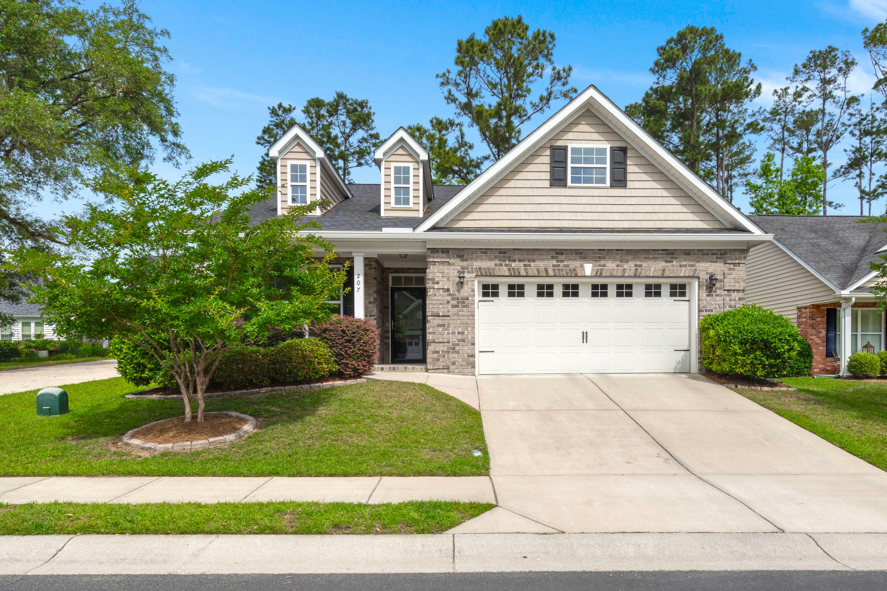 Property Photo: 207 Brutus Lane SC 29485