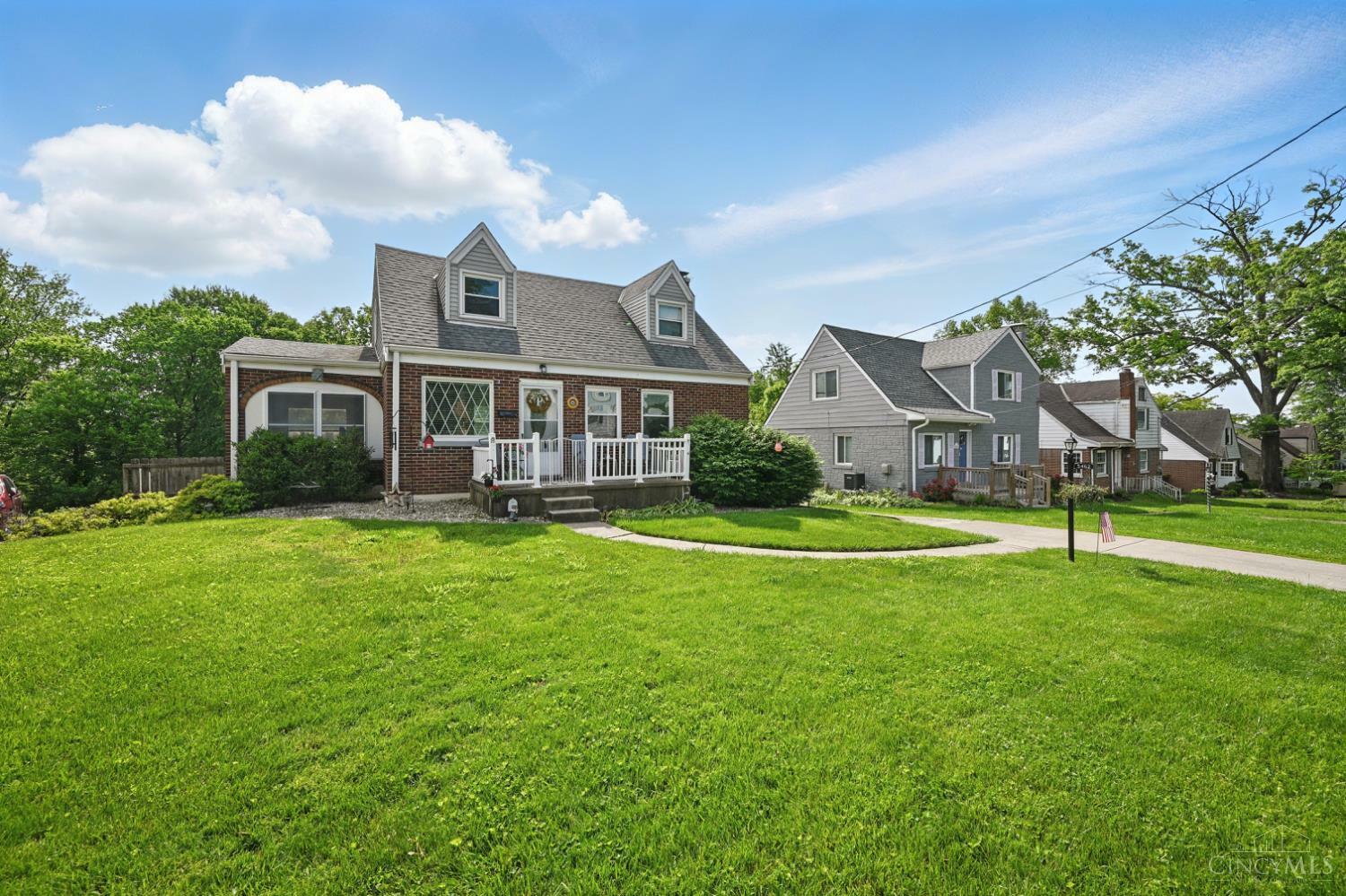 Property Photo: 5462 Philloret Drive OH 45239