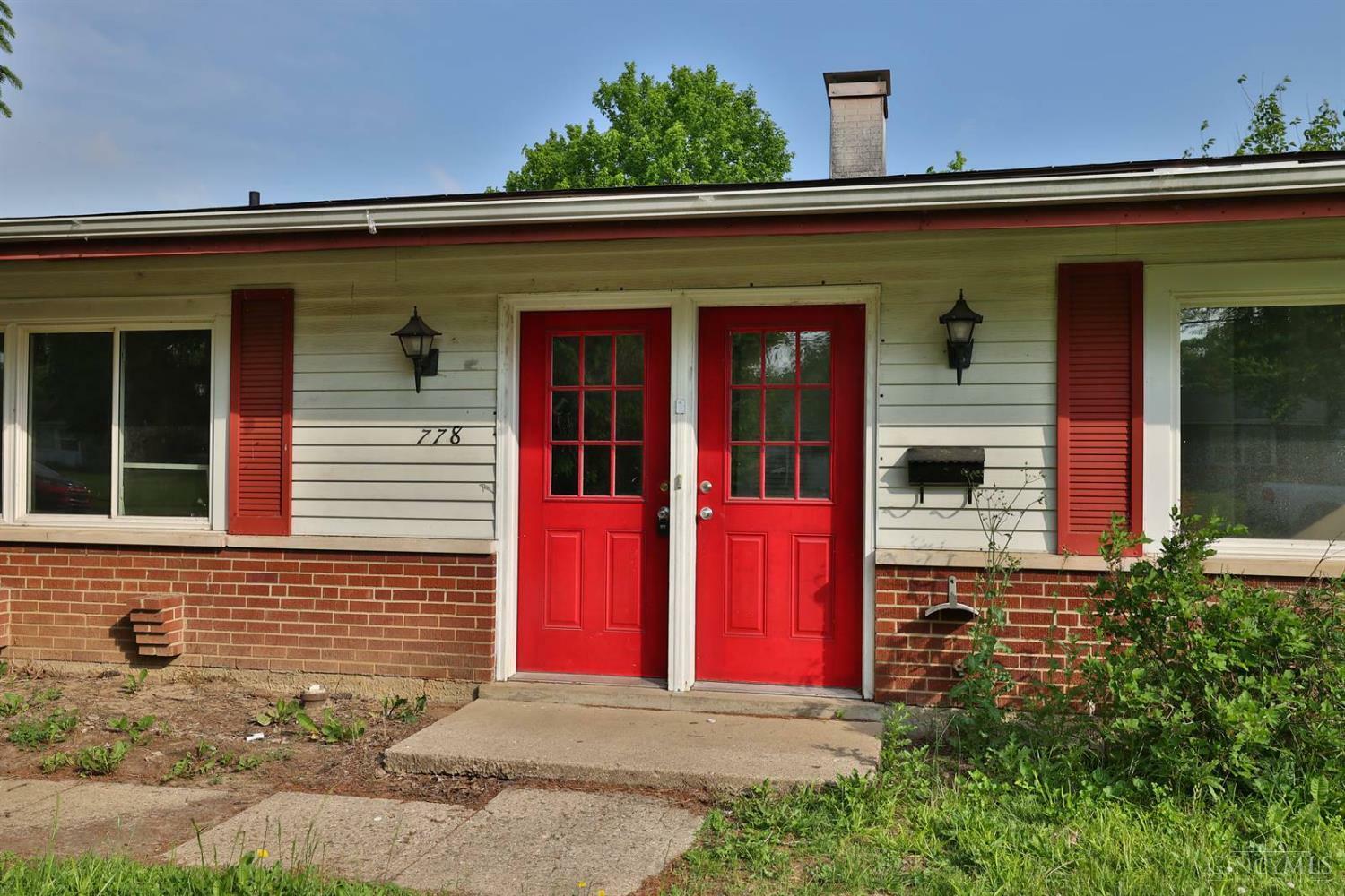 Property Photo: 778 Danbury Road OH 45240