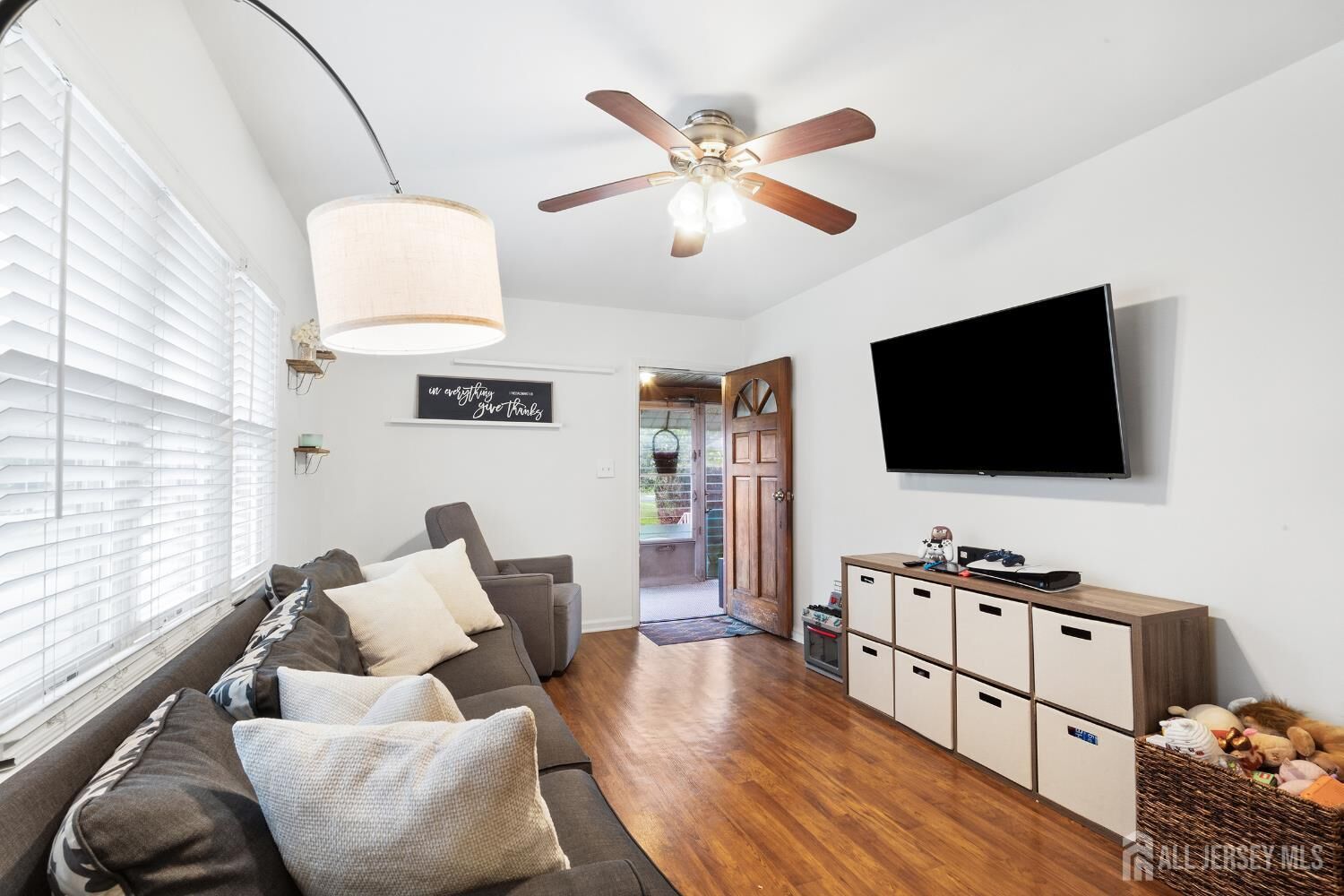 Property Photo:  2903 Grasselli Avenue  NJ 07036 