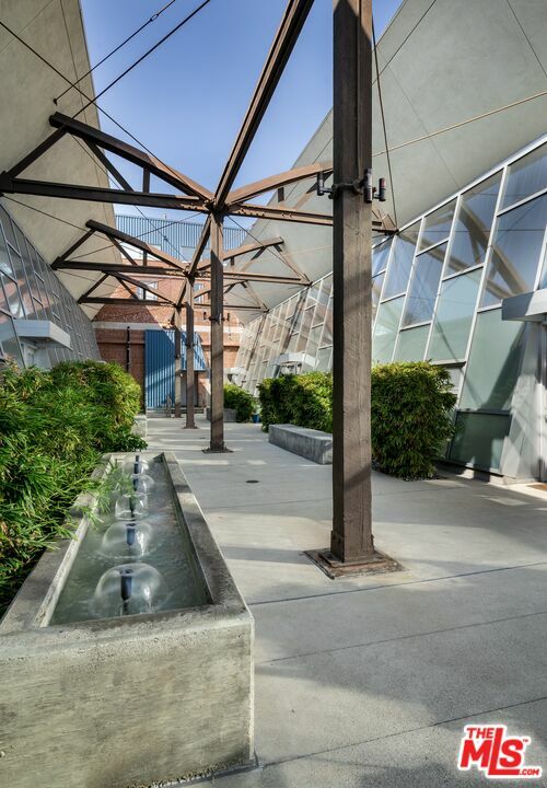 Property Photo: 120 S Hewitt St CA 90012