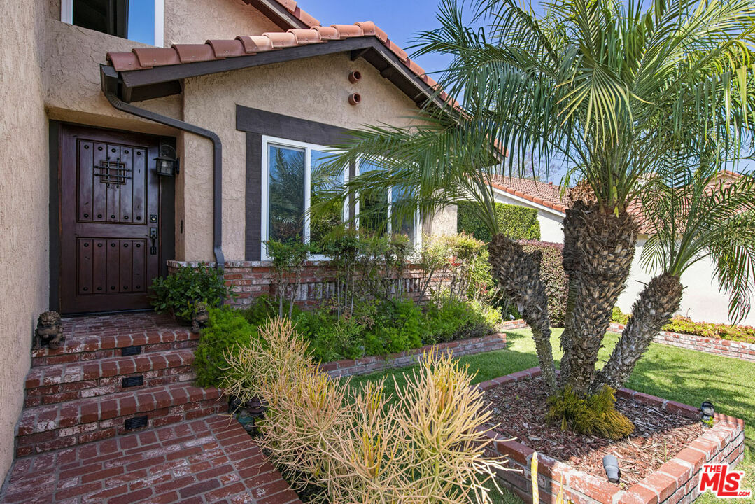 Property Photo:  2591 Sunnydale Dr  CA 91010 