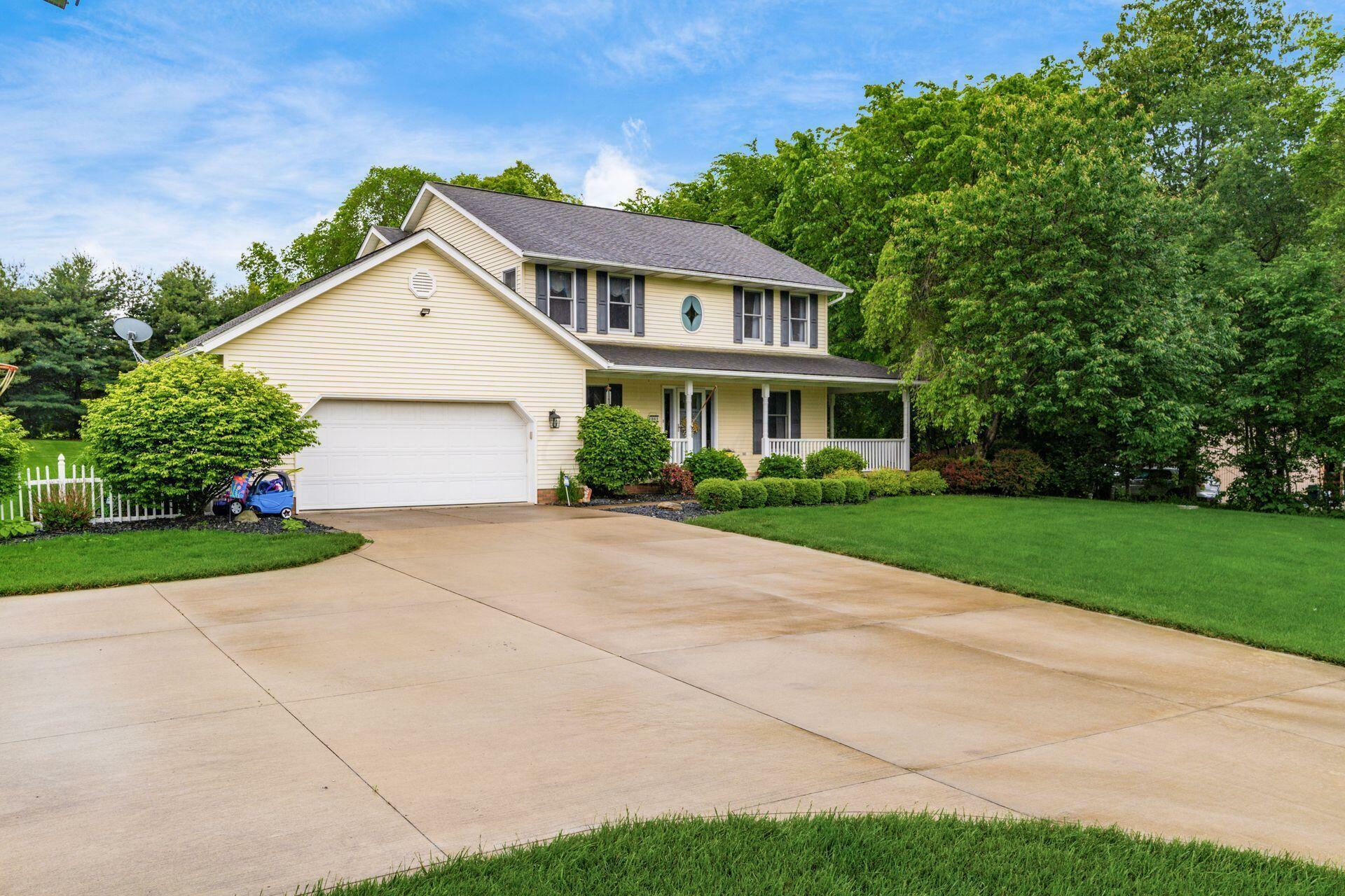 Property Photo: 1861 Ginder NW Road OH 43130
