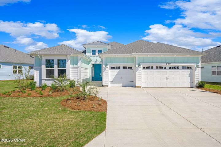 Property Photo: 8490 Landshark Boulevard FL 32413
