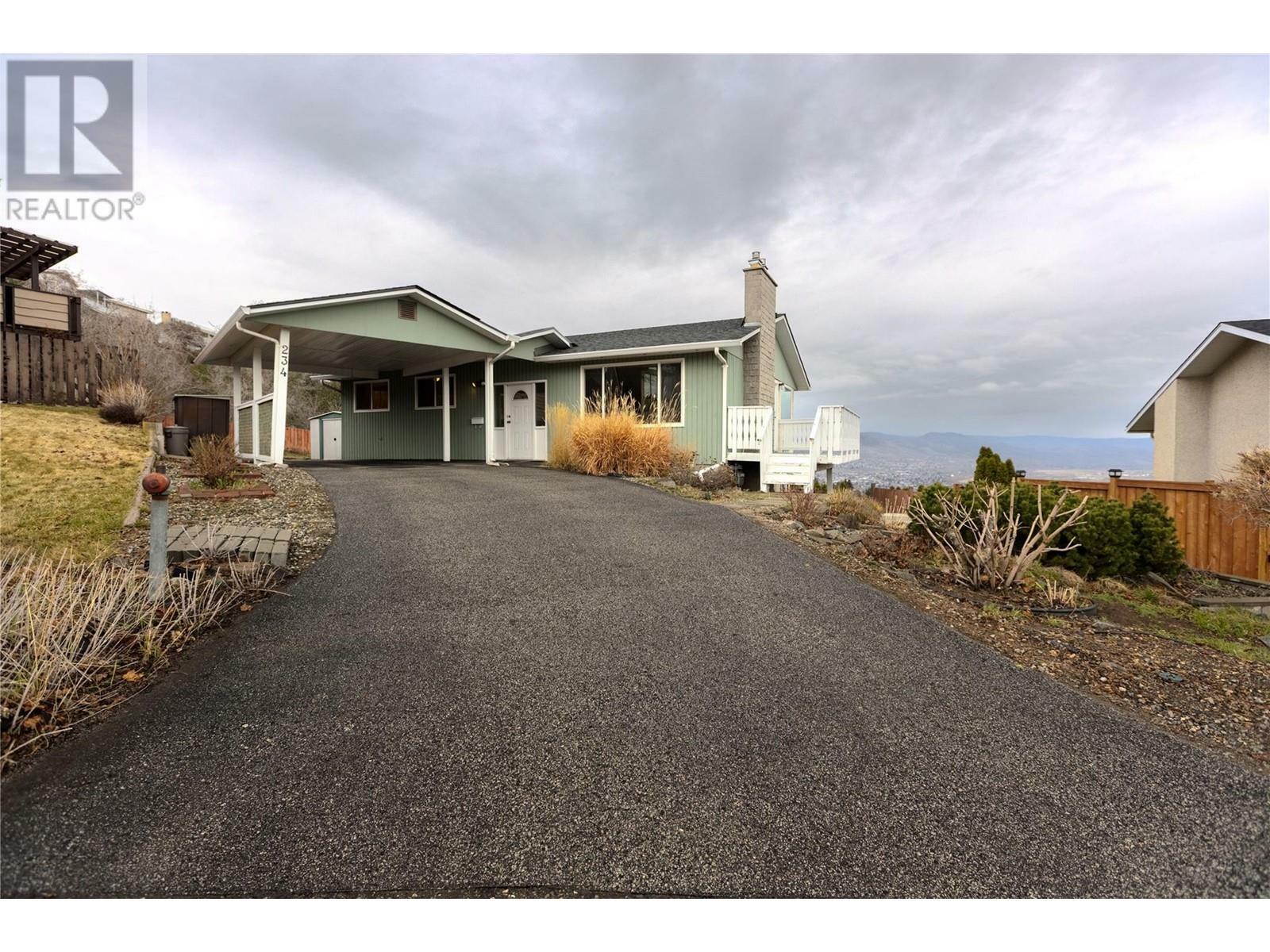 Photo de la propriété: 234 Monashee Place BC V2C 6B5
