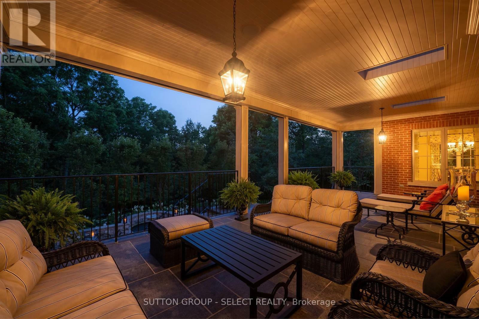 Property Photo: 1597 Gloucester Road ON N6G 2S5