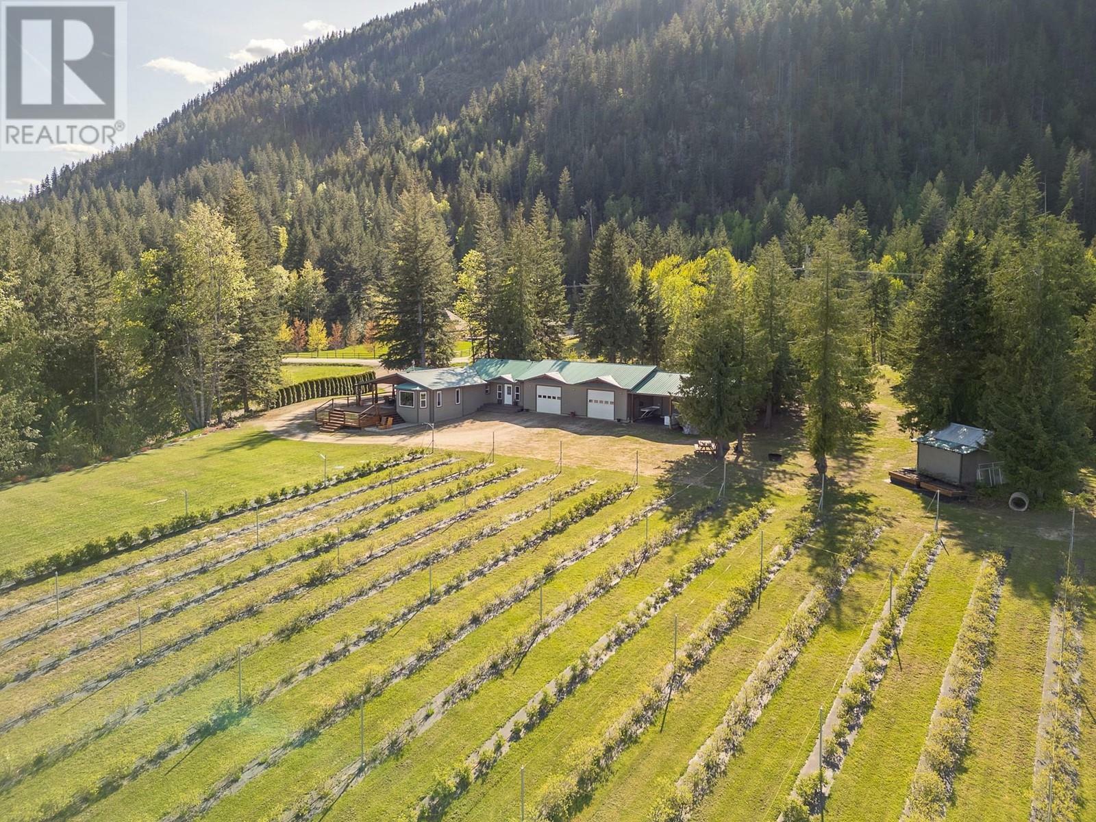 Property Photo: 285 Kault Hill Road BC V1E 3A4